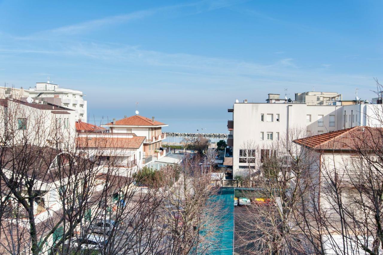 Residence Cigno Rimini Buitenkant foto
